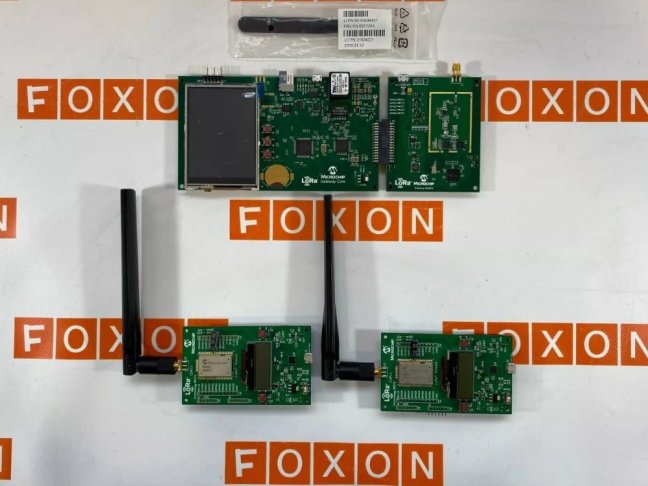 LoRa(R) Technology Evaluation Kit - 800 (DV164140-1)