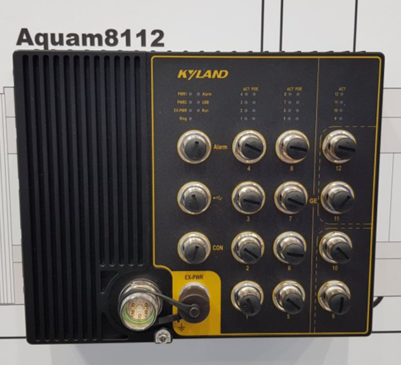 Aquam 8612/8112 industrial switch with 12xM12 PoE ports, EN50155, IP65