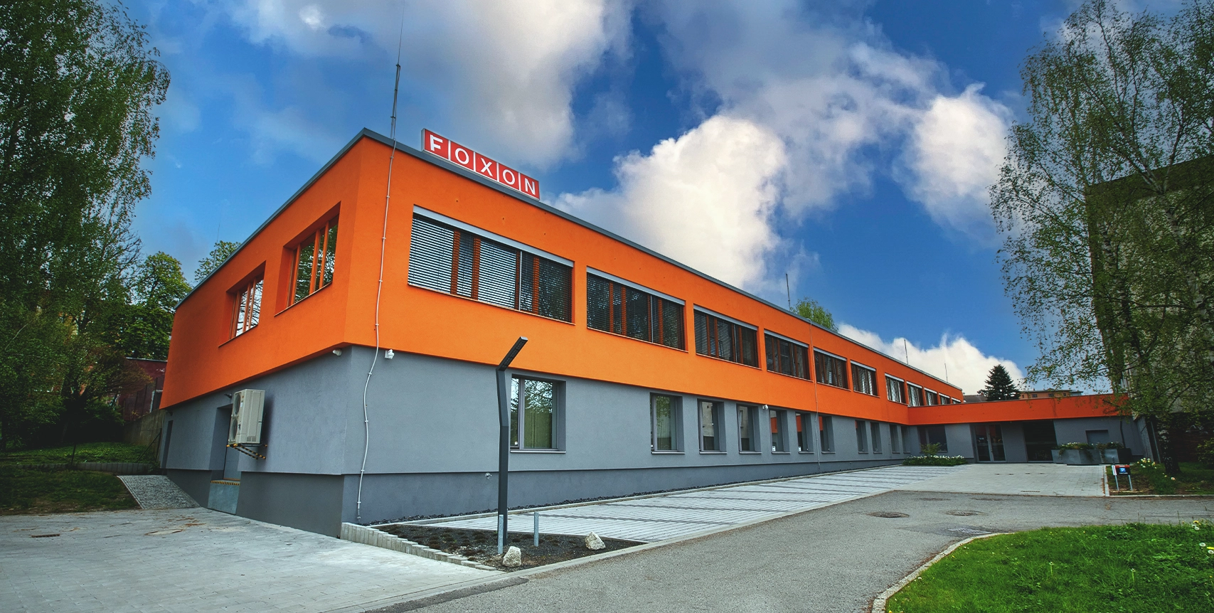 Společnost FOXON