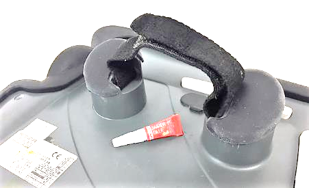 KUKA KR C1 / KR C2 smartPAD bumper – detail 8